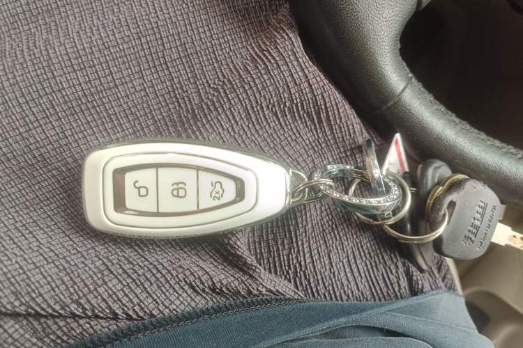 Used Ford Kuga 2013 2.0L GTDi Four-Wheel Drive Premium Model Vehicle Key