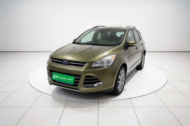 Ford Kuga 2013 2.0L GTDi Four-Wheel-Drive Elite Model с пробегом