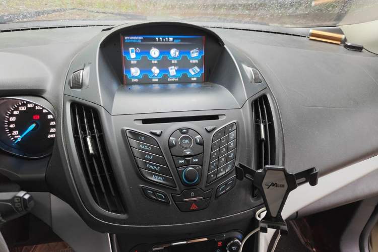 Used Ford Kuga 2013 1.6L GTDi Two-Wheel-Drive Trend Model Audio And AC Panel