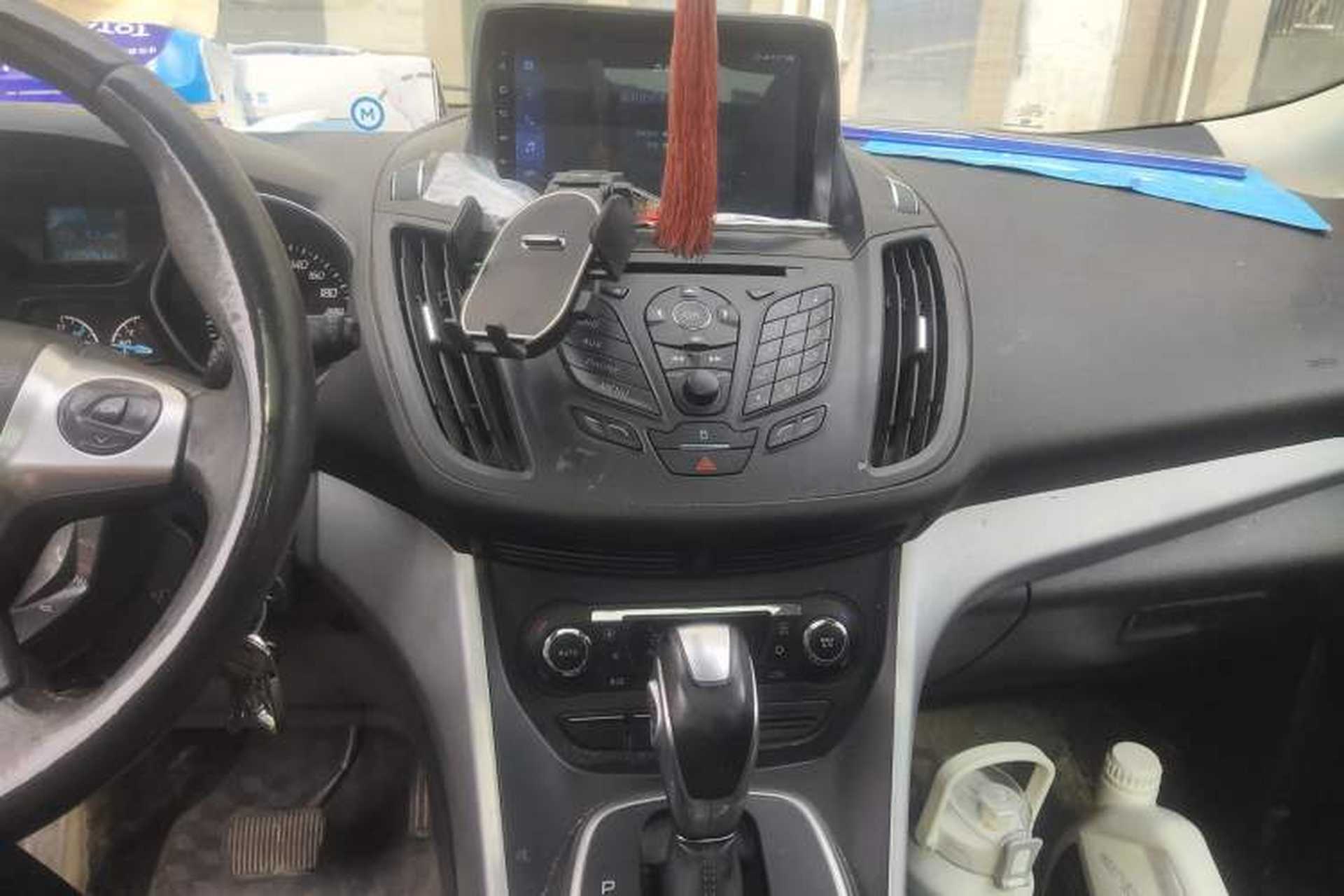 Used Ford Kuga 2013 1.6L GTDi Two-Wheel-Drive Trend Model Audio And AC Panel