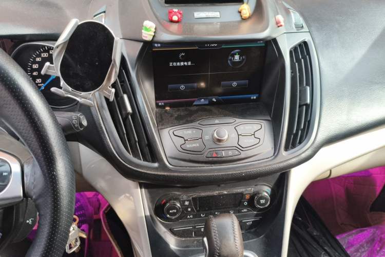 Used Ford Kuga 2013 1.6L GTDi 4x4 Elite Model Audio And AC Panel