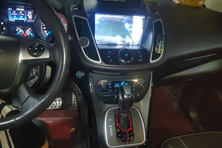 Used Ford Kuga 2013 2.0L GTDi Four-Wheel-Drive Sport Model Audio And AC Panel