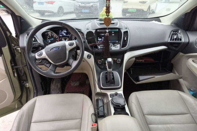 Used Ford Kuga 2013 2.0L GTDi Four-Wheel Drive Premium Model Center Console