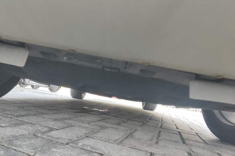 Used Ford Kuga 2013 2.0L GTDi Four-Wheel-Drive Sport Model Chassis Front