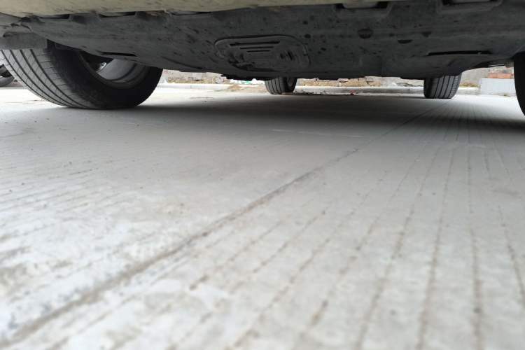 Used Ford Kuga 2013 2.0L GTDi Four-Wheel Drive Premium Model Chassis Front