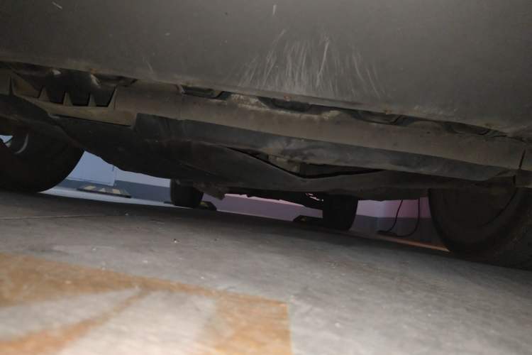 Used Ford Kuga 2013 2.0L GTDi Four-Wheel-Drive Sport Model Chassis Front