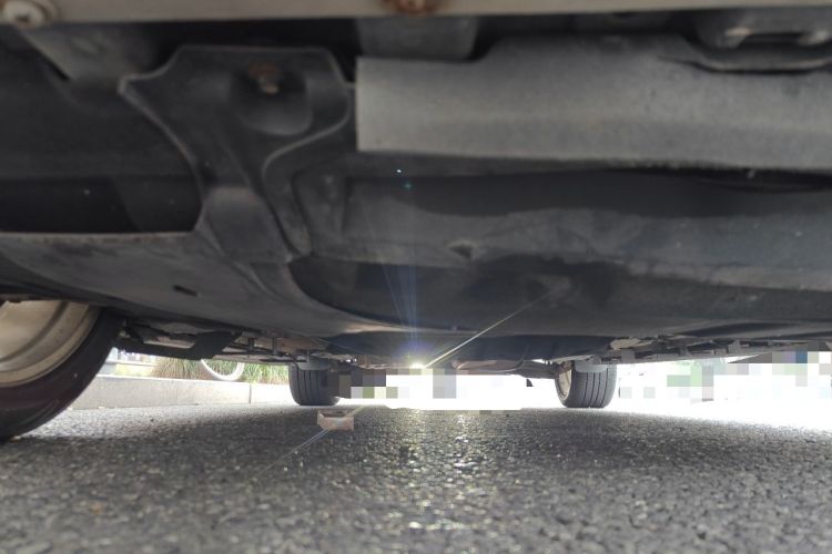 Used Ford Kuga 2013 1.6L GTDi Two-Wheel-Drive Trend Model Chassis Front
