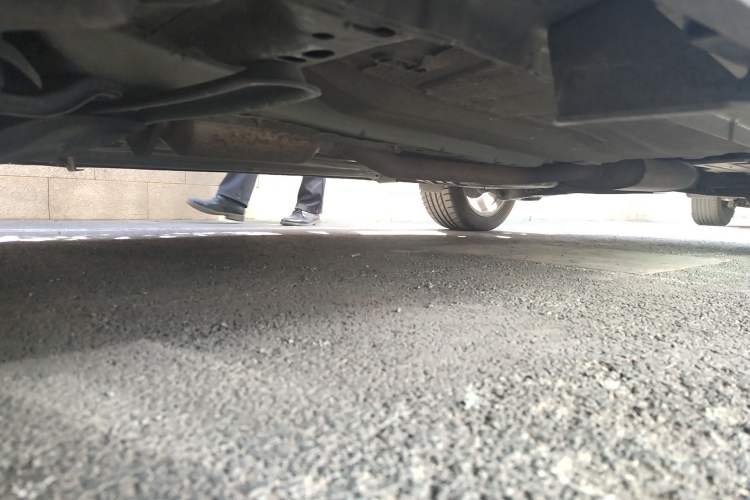 Used Ford Kuga 2013 1.6L GTDi Two-Wheel-Drive Comfort Model Chassis Front Left
