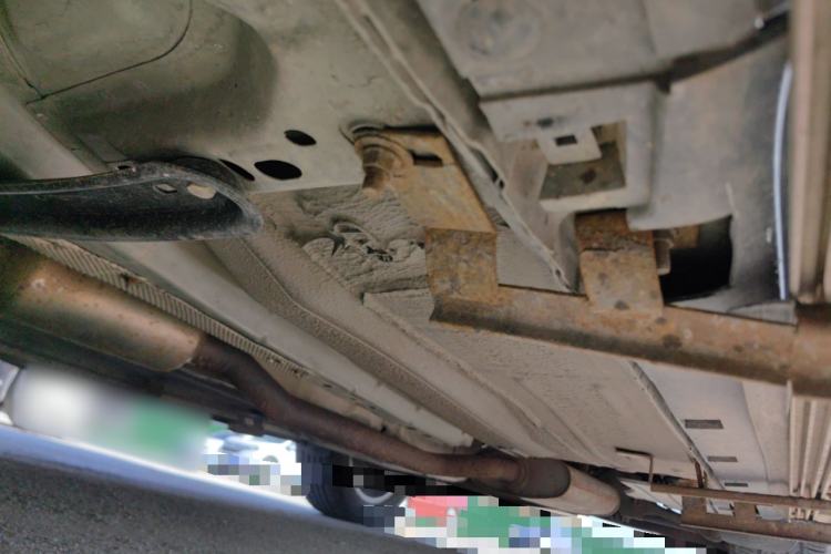 Used Ford Kuga 2013 1.6L GTDi Two-Wheel-Drive Trend Model Chassis Front Left