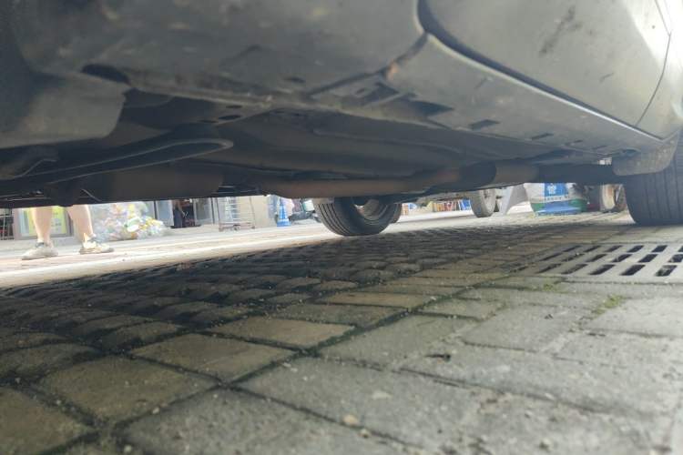 Used Ford Kuga 2013 2.0L GTDi Four-Wheel-Drive Sport Model Chassis Front Left
