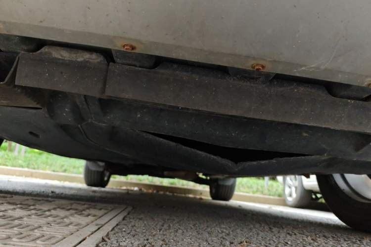 Used Ford Kuga 2013 2.0L GTDi Four-Wheel-Drive Sport Model Chassis Front