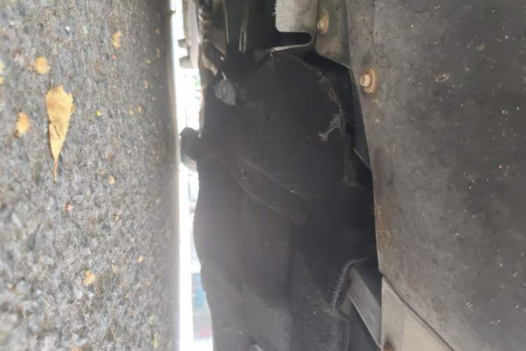 Used Ford Kuga 2013 1.6L GTDi Two-Wheel-Drive Comfort Model Chassis Front Right