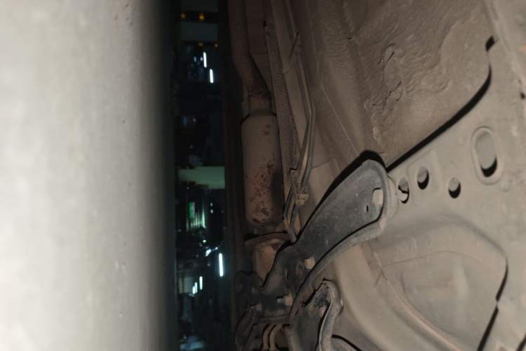 Used Ford Kuga 2013 1.6L GTDi Two-Wheel-Drive Comfort Model Chassis Front Right