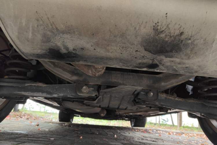 Used Ford Kuga 2013 1.6L GTDi Two-Wheel-Drive Trend Model Chassis Rear