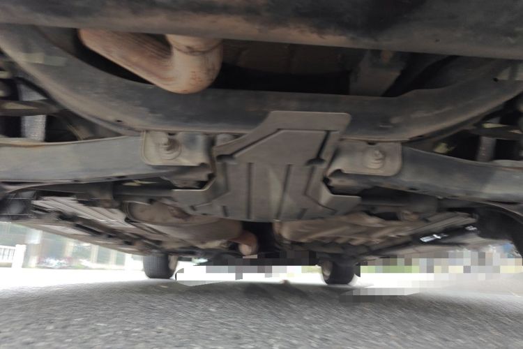 Used Ford Kuga 2013 1.6L GTDi Two-Wheel-Drive Trend Model Chassis Rear