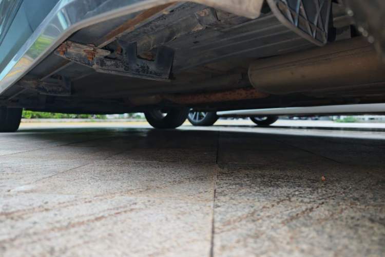 Used Ford Kuga 2013 1.6L GTDi Two-Wheel-Drive Trend Model Chassis Rear Left