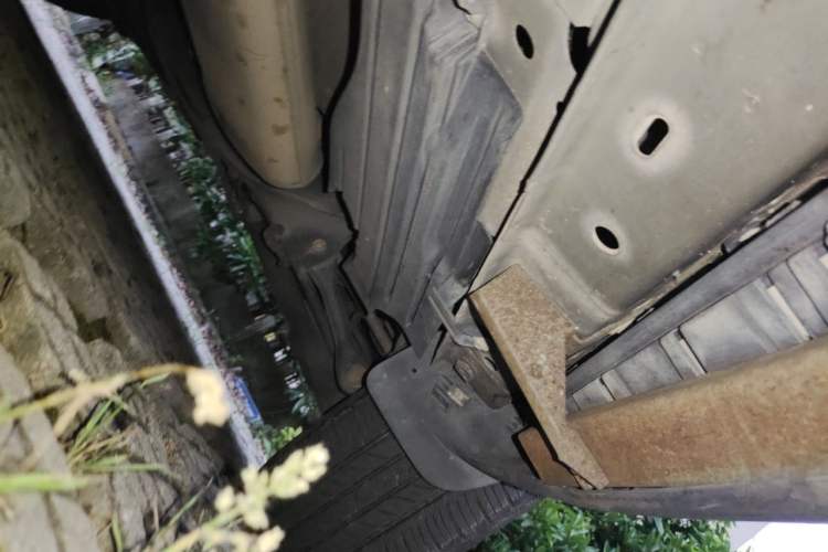 Used Ford Kuga 2013 2.0L GTDi Four-Wheel Drive Premium Model Chassis Rear Left