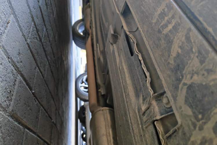 Used Ford Kuga 2013 2.0L GTDi Four-Wheel-Drive Elite Model Chassis Rear Left
