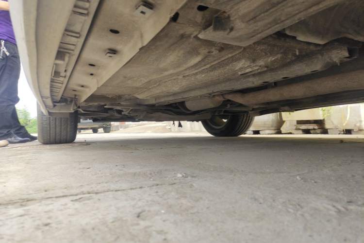 Used Ford Kuga 2013 1.6L GTDi Two-Wheel-Drive Trend Model Chassis Rear Left