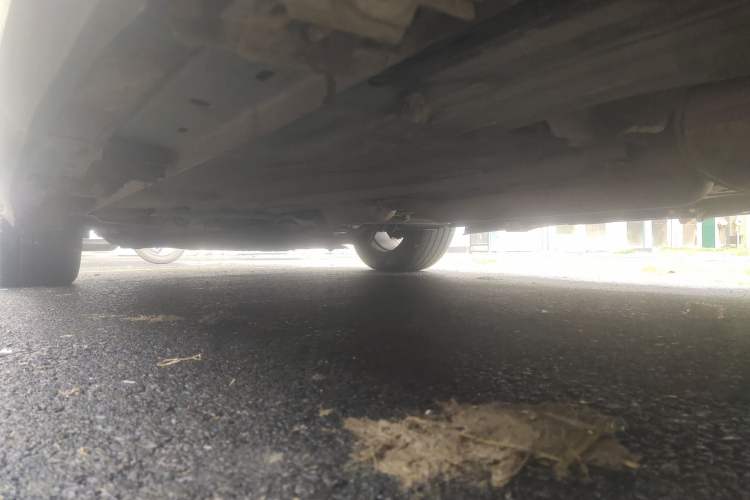 Used Ford Kuga 2013 1.6L GTDi Two-Wheel-Drive Trend Model Chassis Rear Left