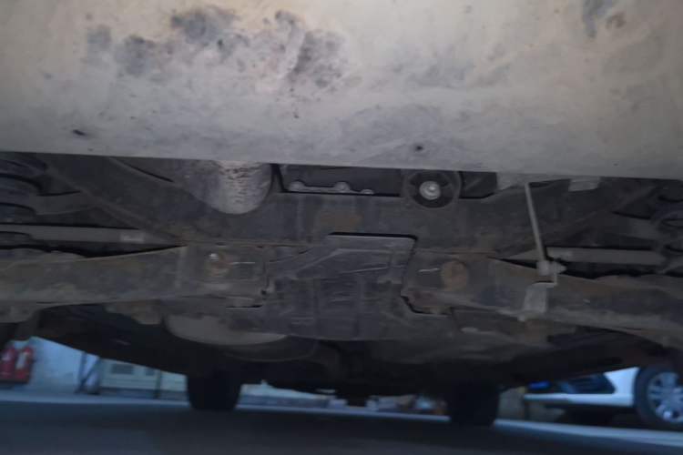 Used Ford Kuga 2013 2.0L GTDi Four-Wheel-Drive Sport Model Chassis Rear