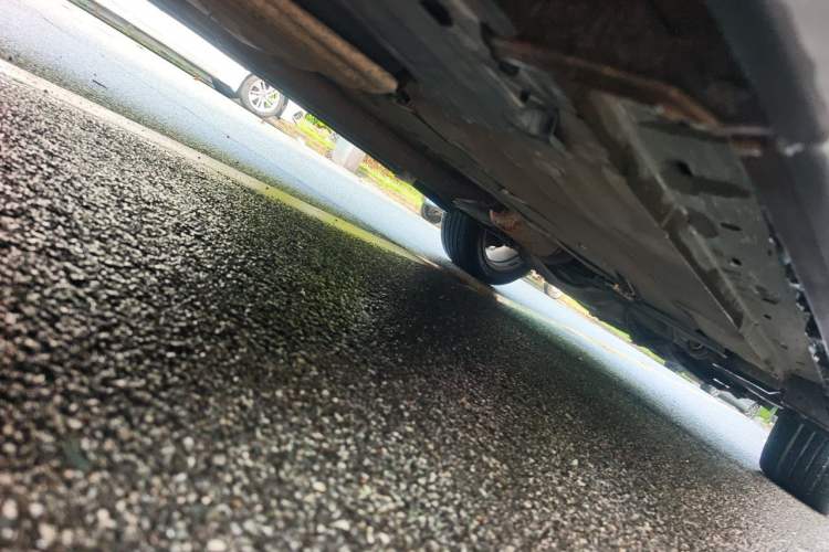 Used Ford Kuga 2013 1.6L GTDi Two-Wheel-Drive Trend Model Chassis Rear Right