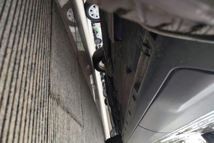 Used Ford Kuga 2013 1.6L GTDi 4x4 Elite Model Chassis Rear Right