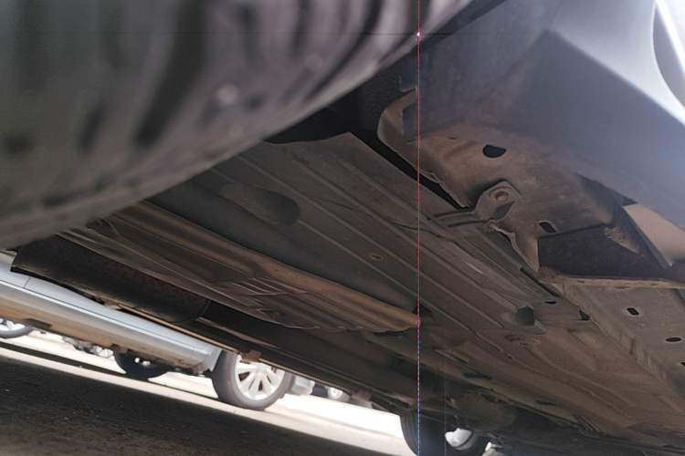 Used Ford Kuga 2013 2.0L GTDi Four-Wheel-Drive Elite Model Chassis Rear Right
