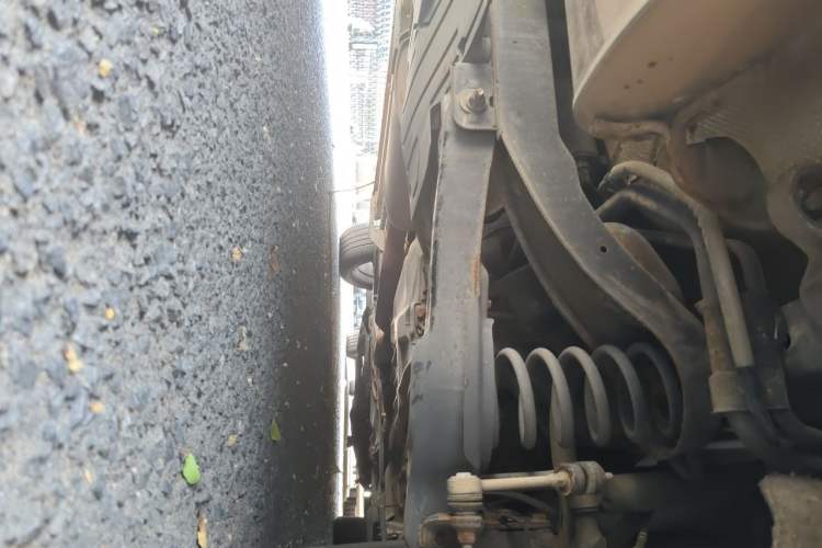 Used Ford Kuga 2013 1.6L GTDi Two-Wheel-Drive Comfort Model Chassis Rear Right