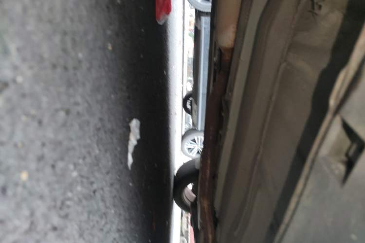 Used Ford Kuga 2013 2.0L GTDi Four-Wheel-Drive Elite Model Chassis Rear Right