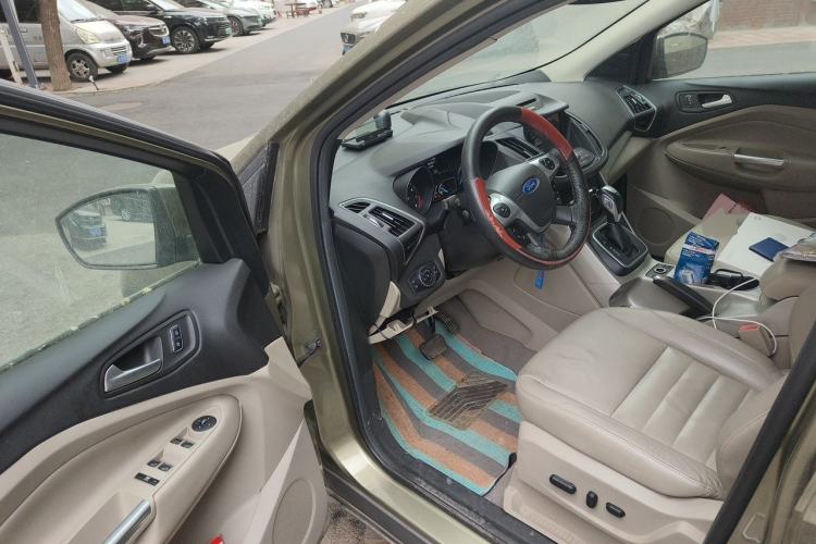 Used Ford Kuga 2013 2.0L GTDi Four-Wheel-Drive Elite Model Driver Seat
