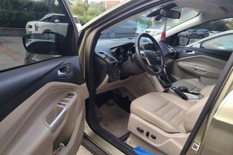 Used Ford Kuga 2013 1.6L GTDi 4x4 Elite Model Driver Seat