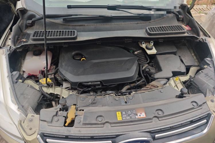 Used Ford Kuga 2013 1.6L GTDi Two-Wheel-Drive Comfort Model Engine Bay