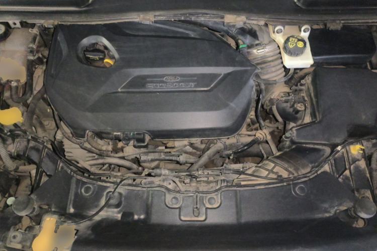 Used Ford Kuga 2013 1.6L GTDi Two-Wheel-Drive Trend Model Engine Bay