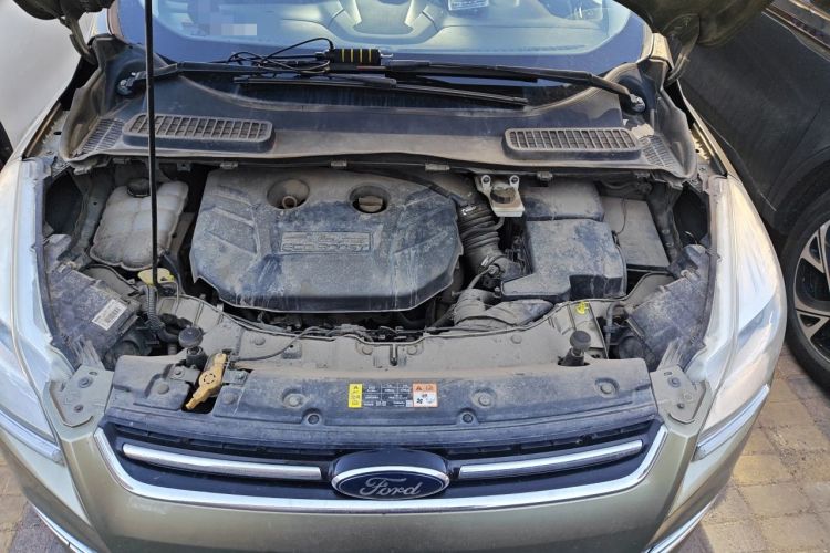 Used Ford Kuga 2013 2.0L GTDi Four-Wheel-Drive Elite Model Engine Bay