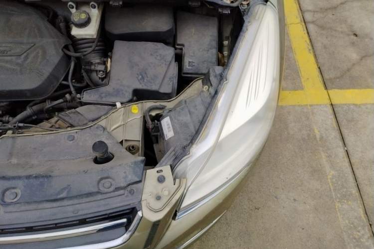 Used Ford Kuga 2013 1.6L GTDi 4x4 Elite Model Engine Bay Left
