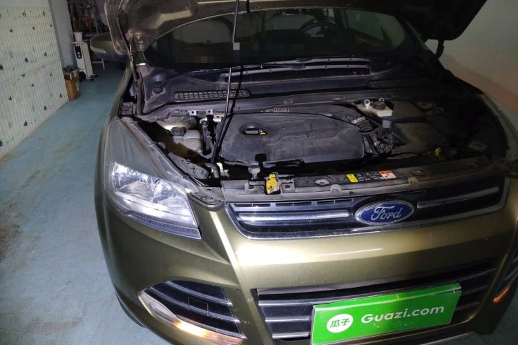 Used Ford Kuga 2013 1.6L GTDi 4x4 Elite Model Engine Bay Right