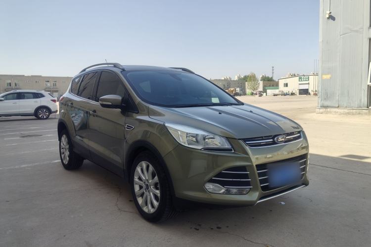 Used Ford Kuga 2013 1.6L GTDi Two-Wheel-Drive Trend Model Exterior 2