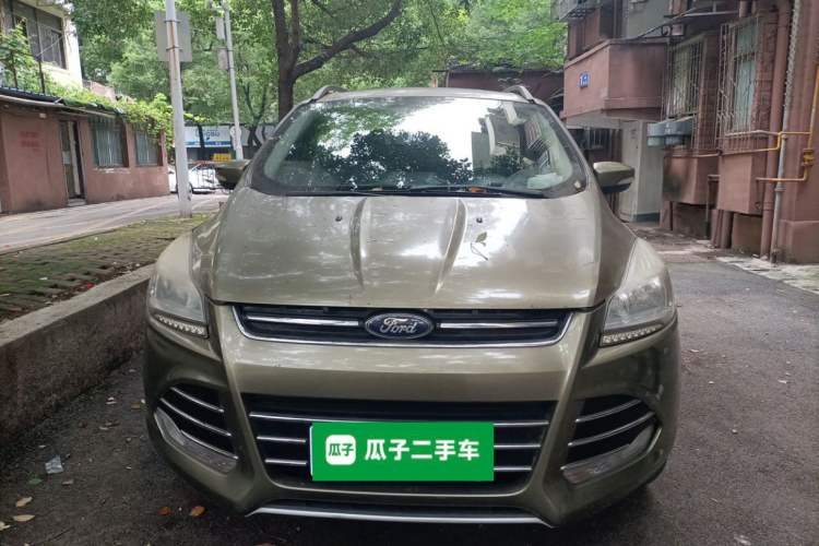 Used Ford Kuga 2013 1.6L GTDi Two-Wheel-Drive Trend Model Front