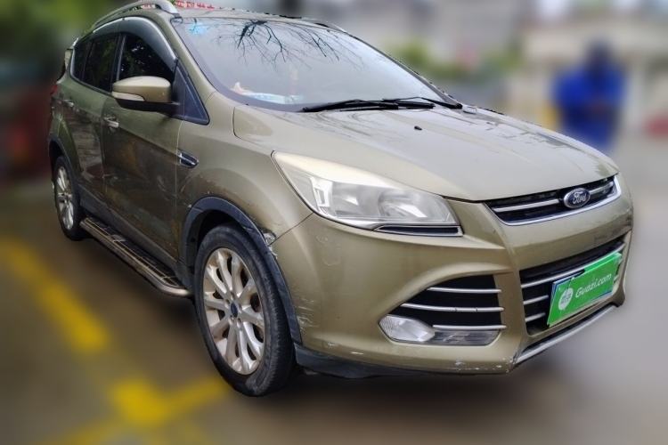 Used Ford Kuga 2013 1.6L GTDi 4x4 Elite Model Front Right 45 Deg