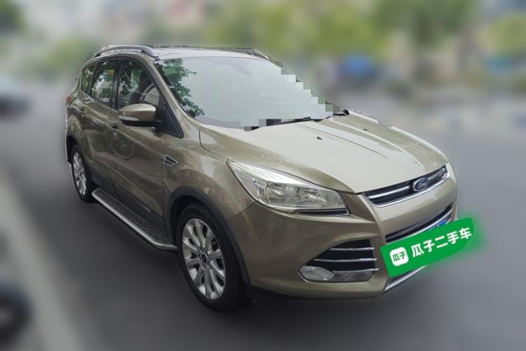 Used Ford Kuga 2013 1.6L GTDi Two-Wheel-Drive Trend Model Front Right 45 Deg