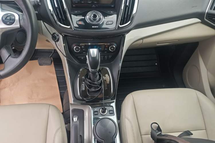 Used Ford Kuga 2013 2.0L GTDi Four-Wheel Drive Premium Model Gear Lever