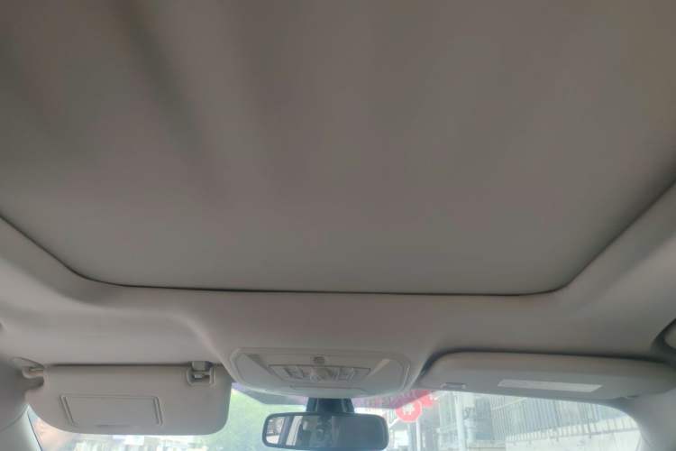 Used Ford Kuga 2013 2.0L GTDi Four-Wheel-Drive Sport Model Headliner