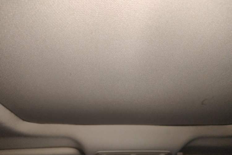 Used Ford Kuga 2013 2.0L GTDi Four-Wheel-Drive Sport Model Headliner