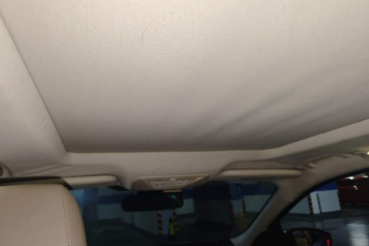 Used Ford Kuga 2013 1.6L GTDi 4x4 Elite Model Headliner
