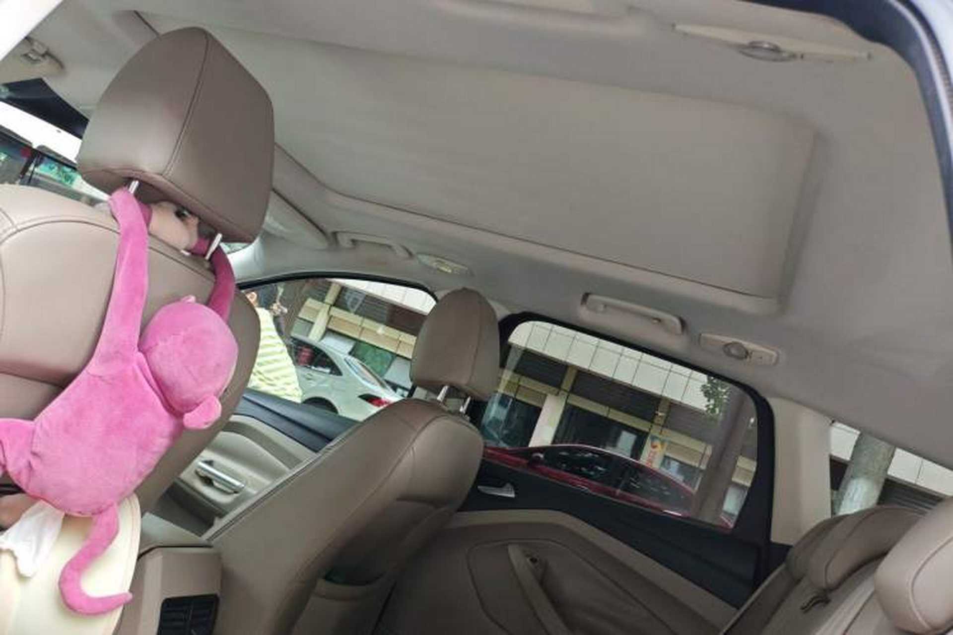 Used Ford Kuga 2013 2.0L GTDi Four-Wheel-Drive Sport Model Headliner