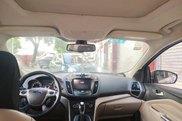 Used Ford Kuga 2013 2.0L GTDi Four-Wheel-Drive Elite Model Headliner