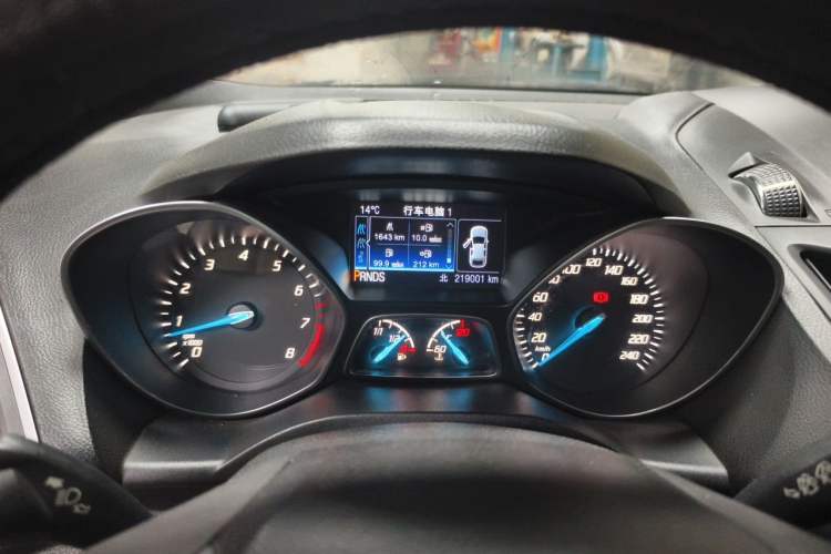 Used Ford Kuga 2013 1.6L GTDi 4x4 Elite Model Instrument Cluster