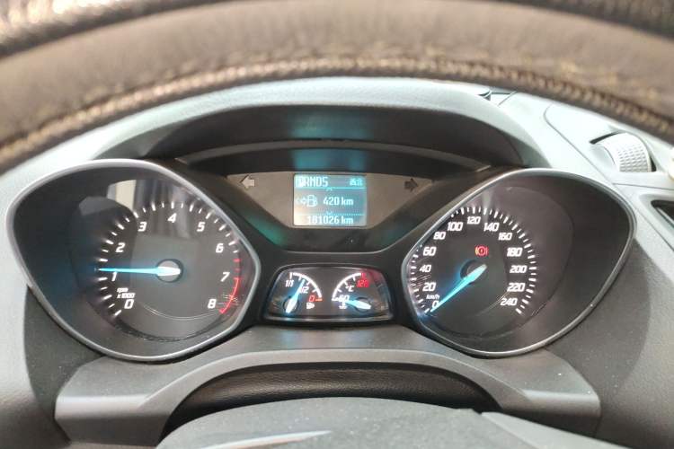 Used Ford Kuga 2013 1.6L GTDi Two-Wheel-Drive Trend Model Instrument Cluster