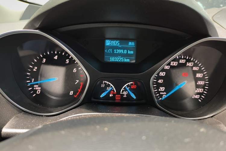 Used Ford Kuga 2013 1.6L GTDi Two-Wheel-Drive Trend Model Instrument Cluster